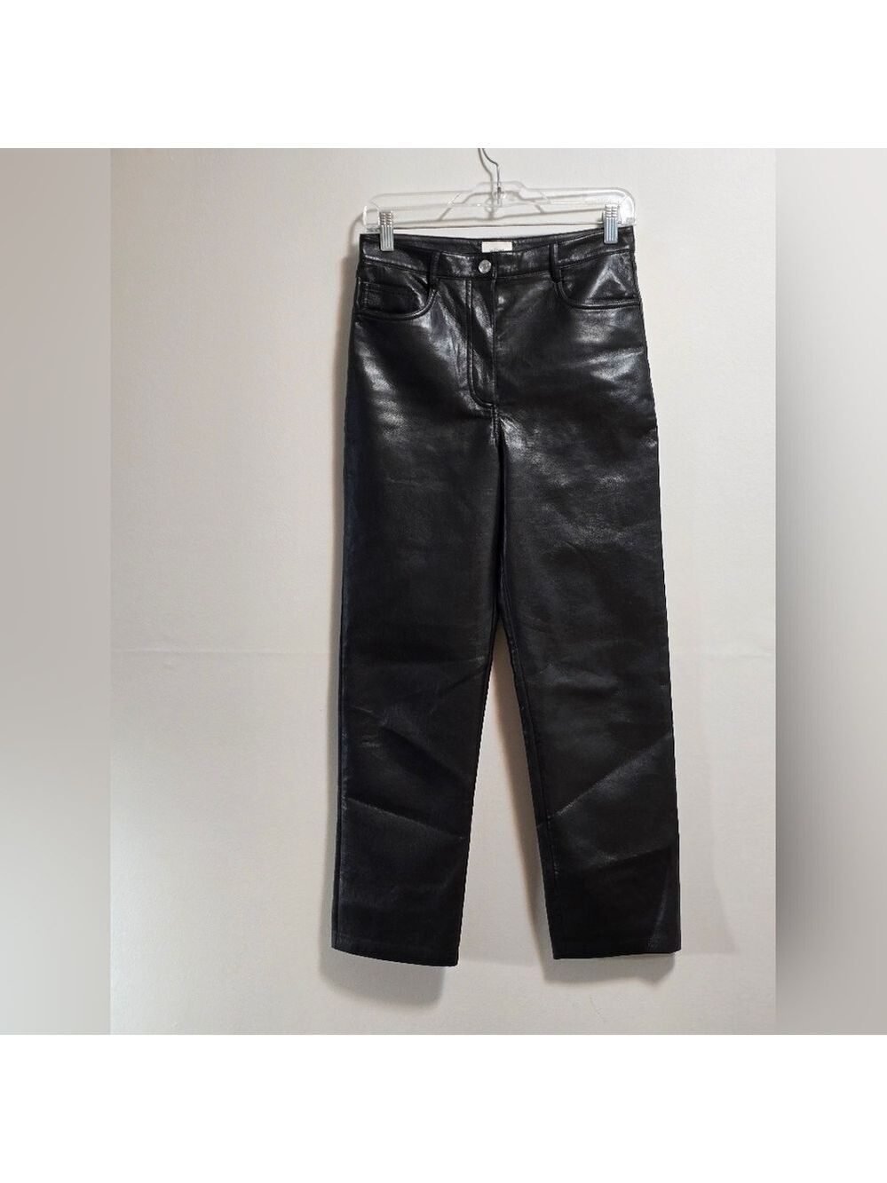 Aritzia Wilfred high waisted straight leg soft faux leather pants size 4